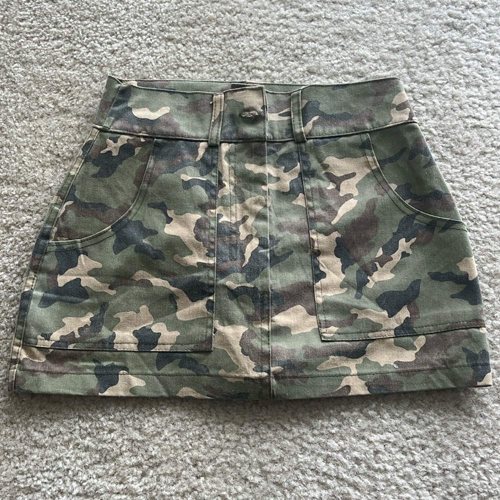PLT camo skirt